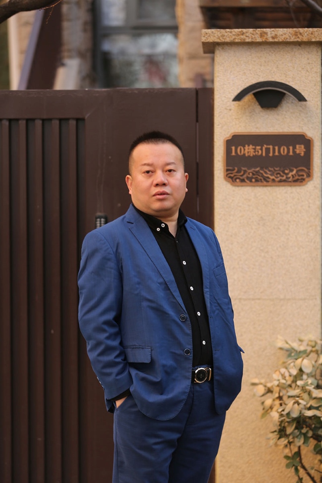 憨厚的毛熊
